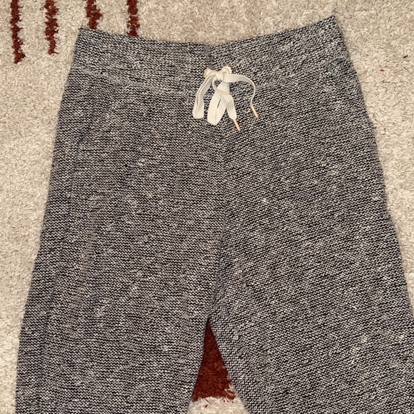 Aerie Offline Snowday Textured Woven Jogger - Picture 5 of 11